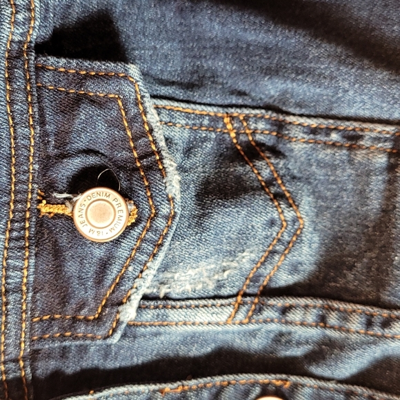 I & M Premium Cropped Jean Jacket sz S - Picture 7 of 17